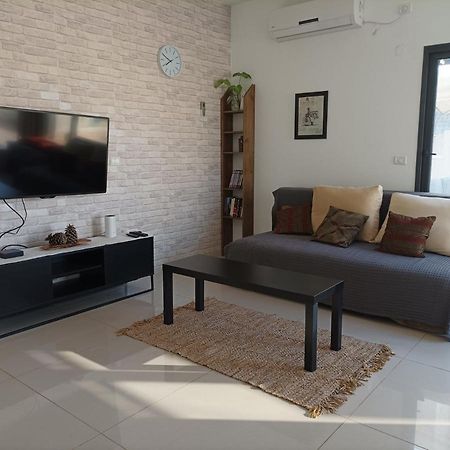 Apartament נוגה בגולן Qaşrīn Zewnętrze zdjęcie